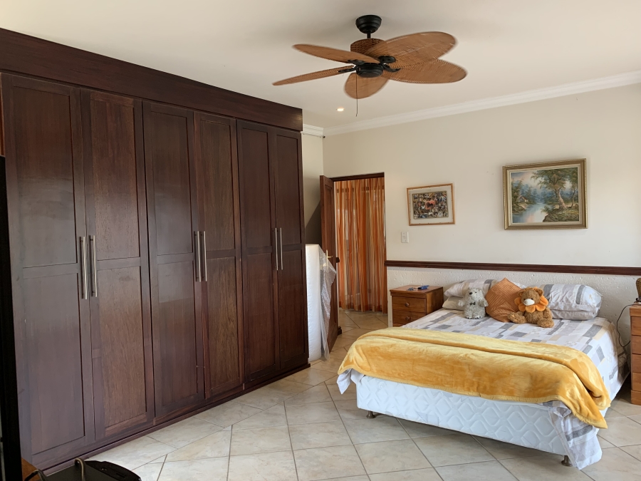 5 Bedroom Property for Sale in Birdwood Estate North West